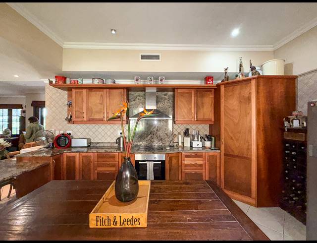 3 BEDROOM FREESTANDING FOR SALE IN ZIMBALI ESTATE